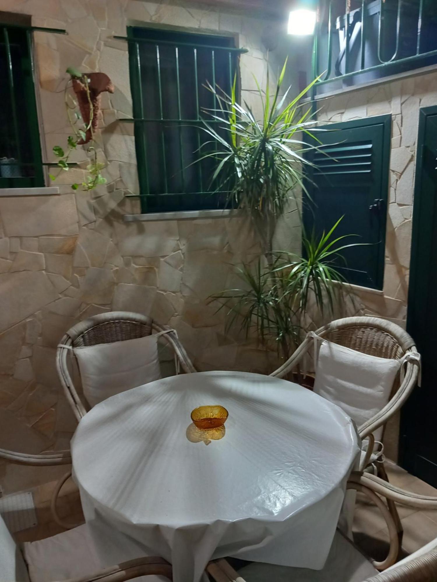 Casa Vacanze Rosa Ачитрецца Экстерьер фото